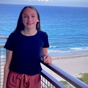 Meet your Posher, Lacey